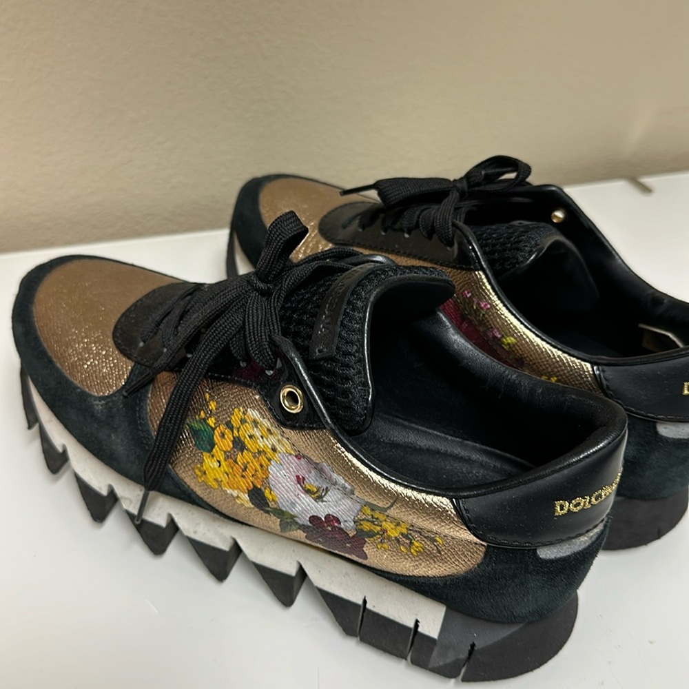 Dolce and gabbana D&G sneaker shoes size 8.5